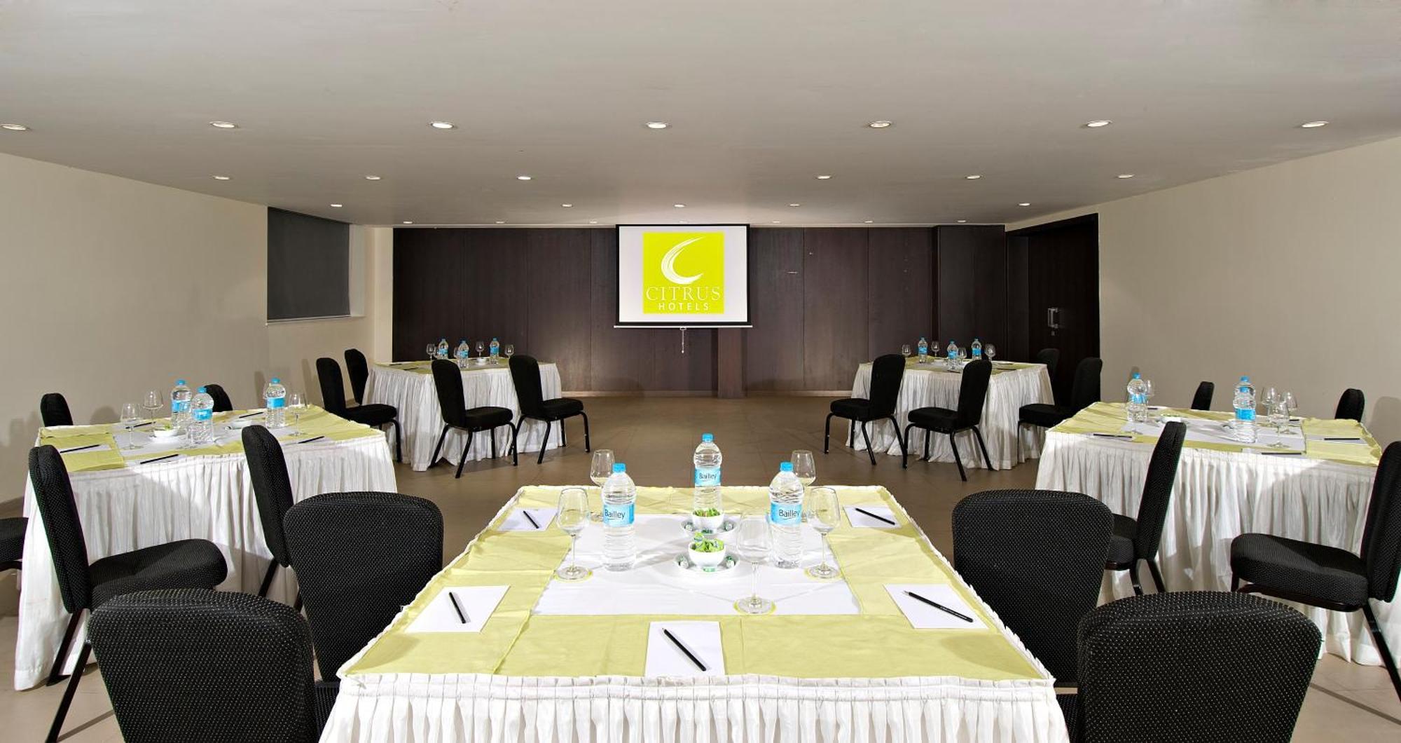 Citrus Hotel Lonavala Luaran gambar