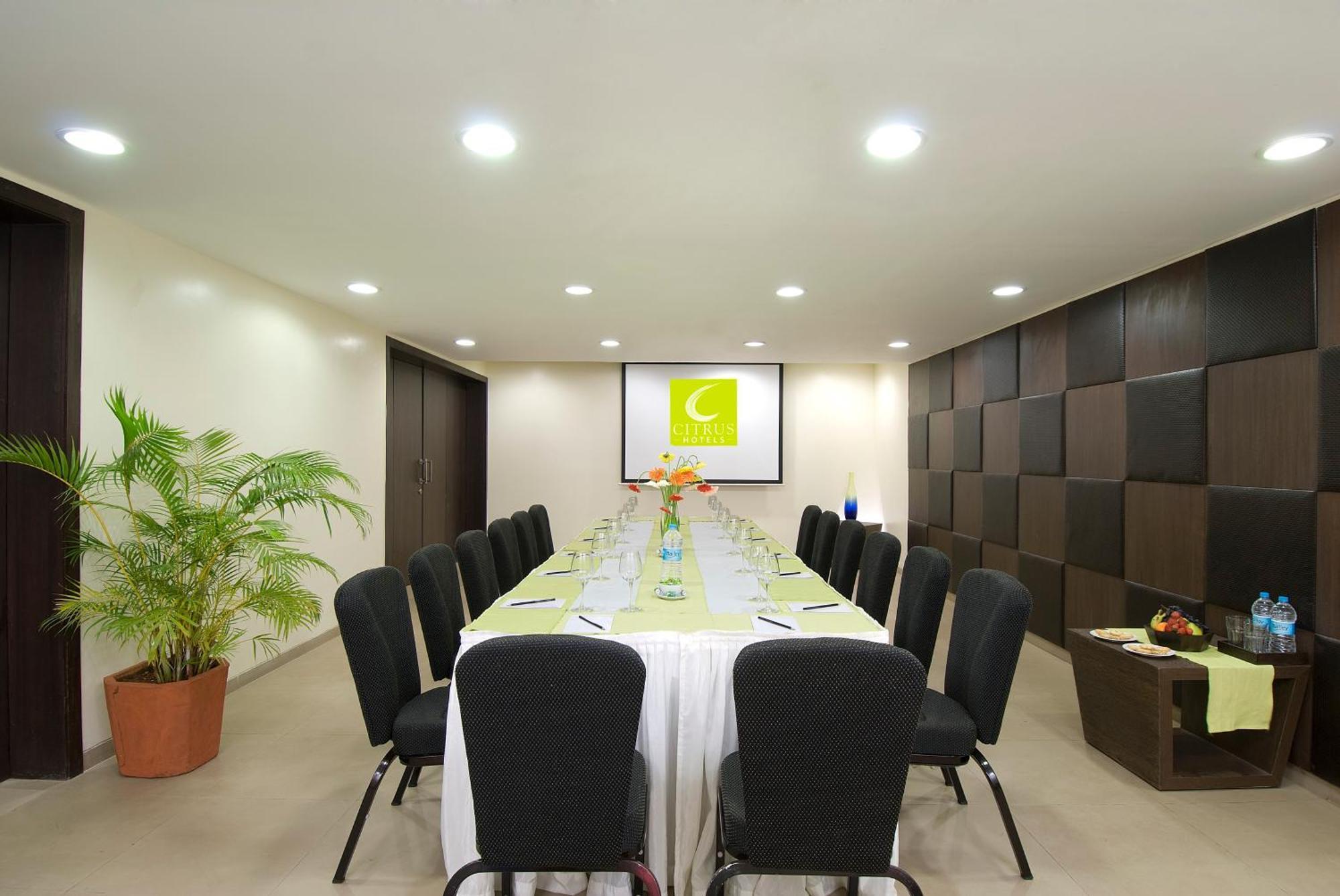 Citrus Hotel Lonavala Luaran gambar