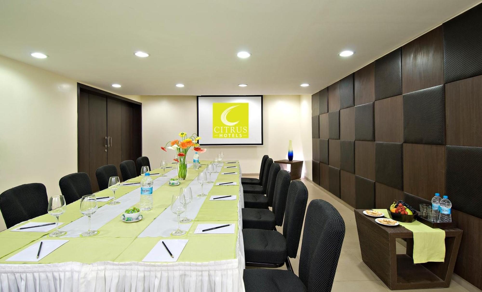 Citrus Hotel Lonavala Luaran gambar