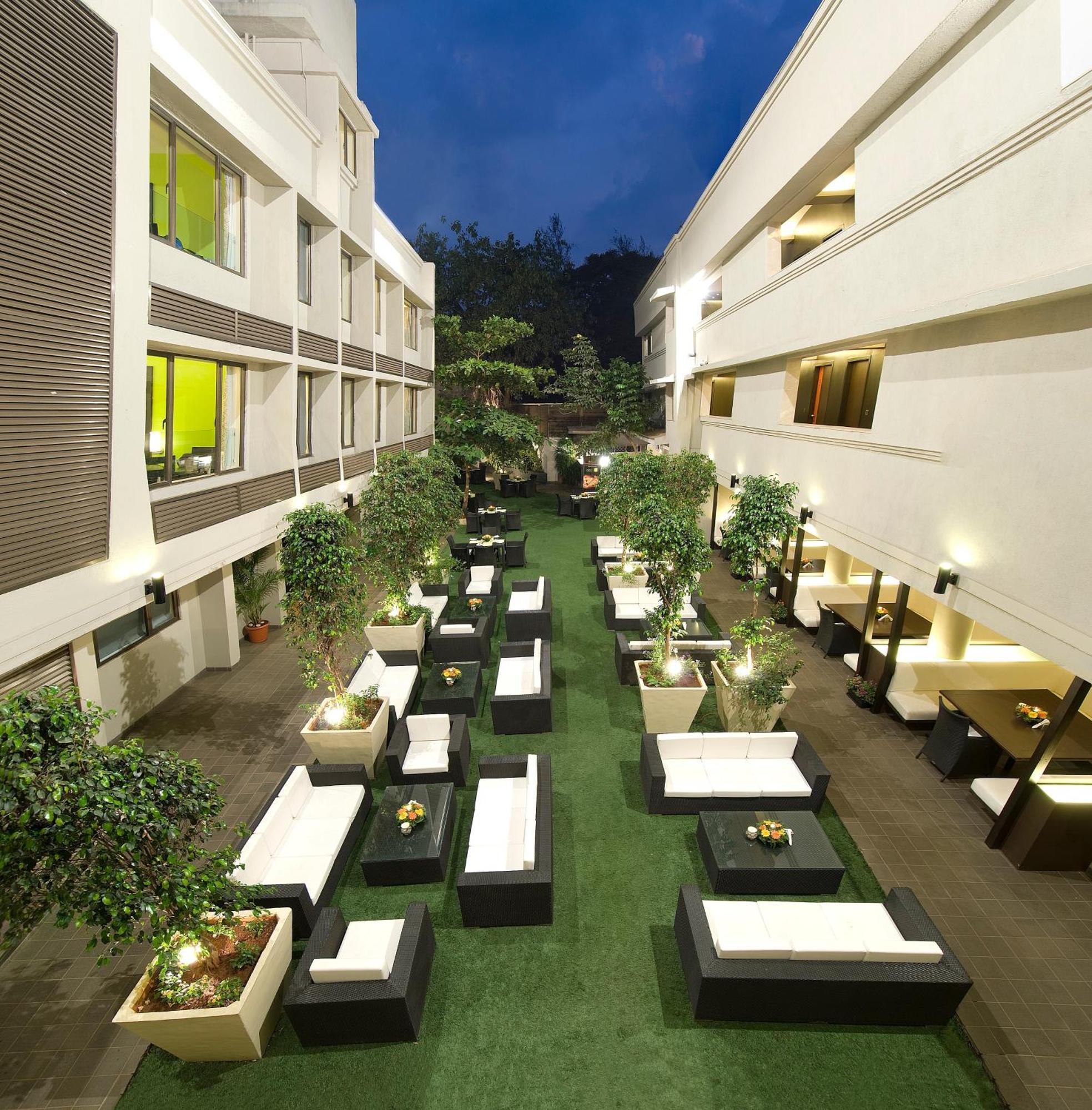 Citrus Hotel Lonavala Luaran gambar