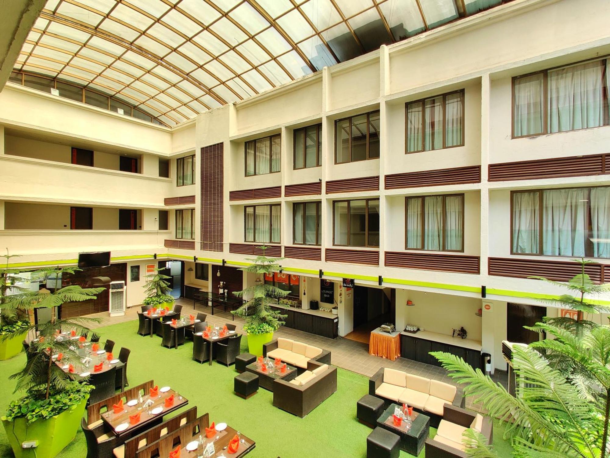 Citrus Hotel Lonavala Luaran gambar