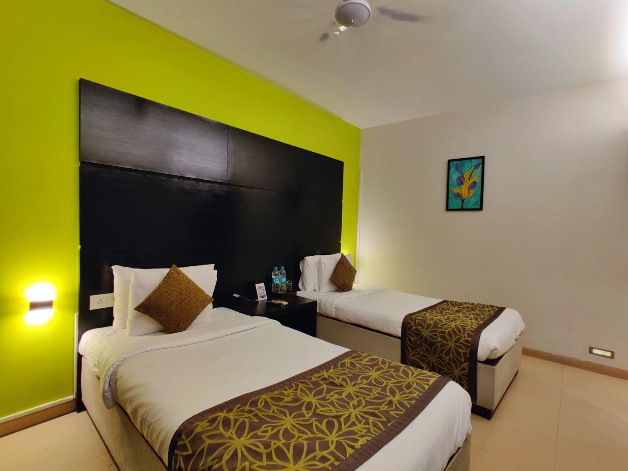 Citrus Hotel Lonavala Luaran gambar
