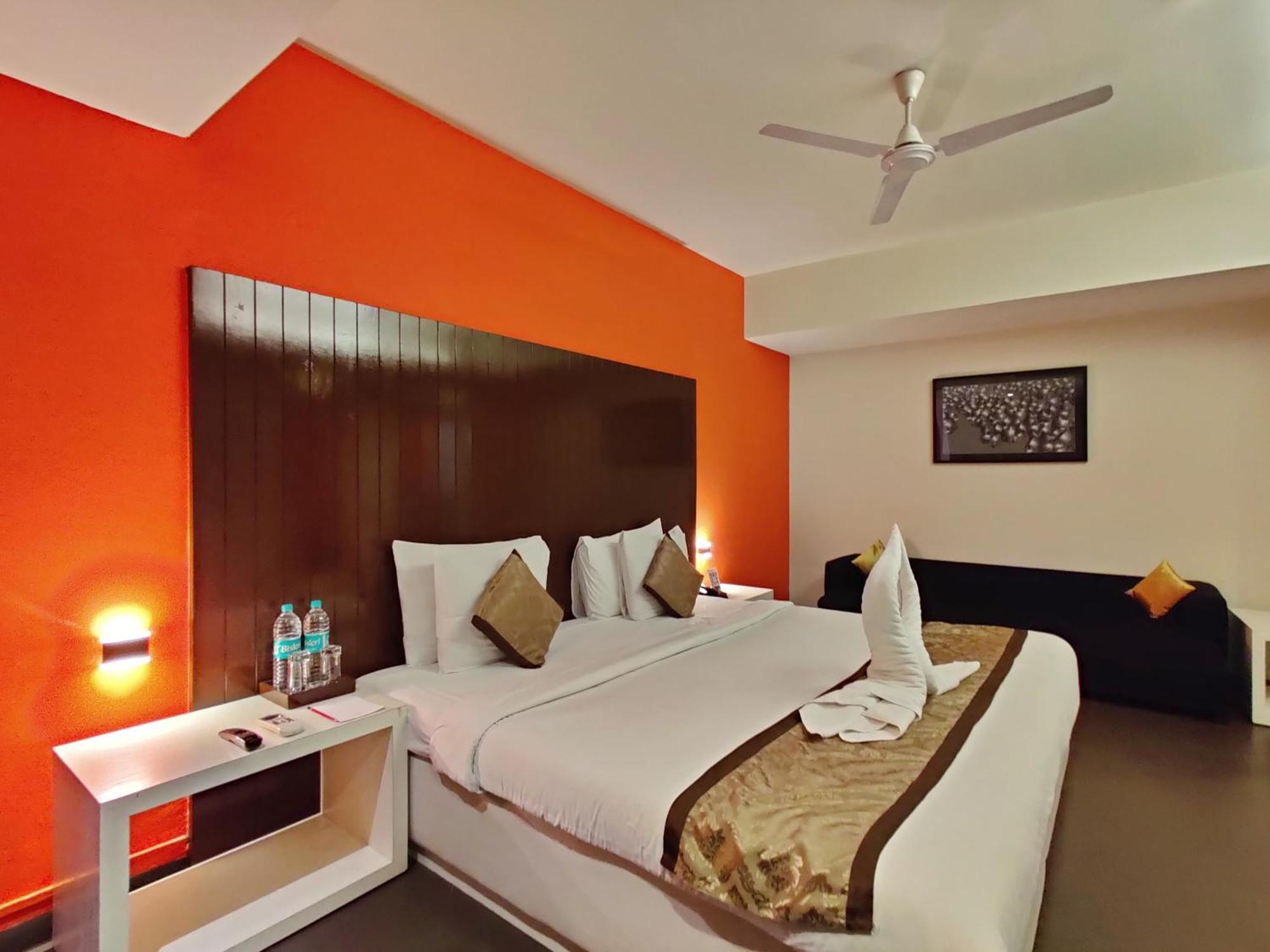 Citrus Hotel Lonavala Luaran gambar